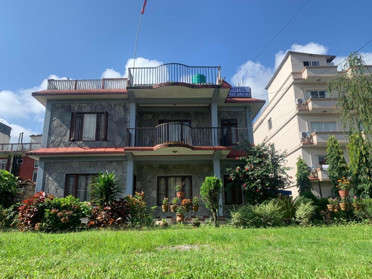 Hotel Peace Ganga Inn Pokhara Zewnętrze zdjęcie