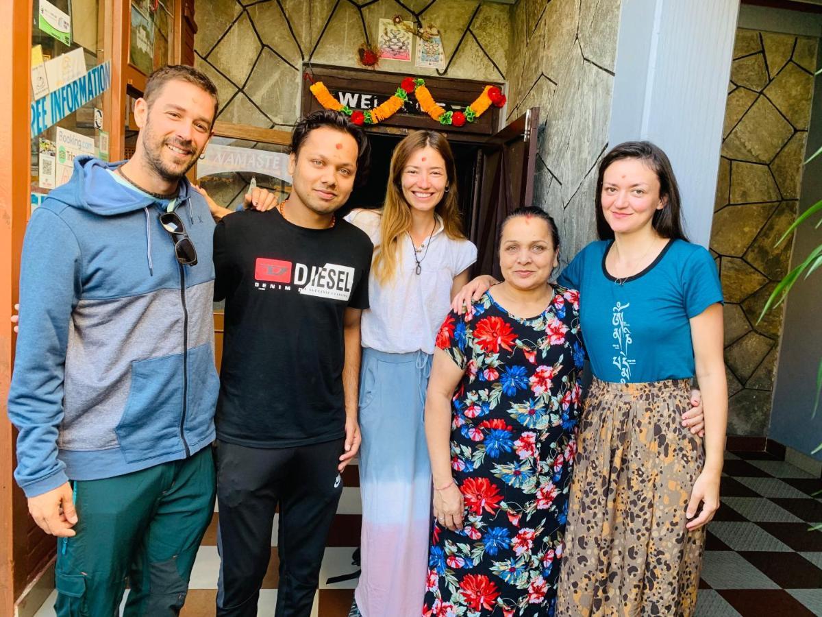 Hotel Peace Ganga Inn Pokhara Zewnętrze zdjęcie