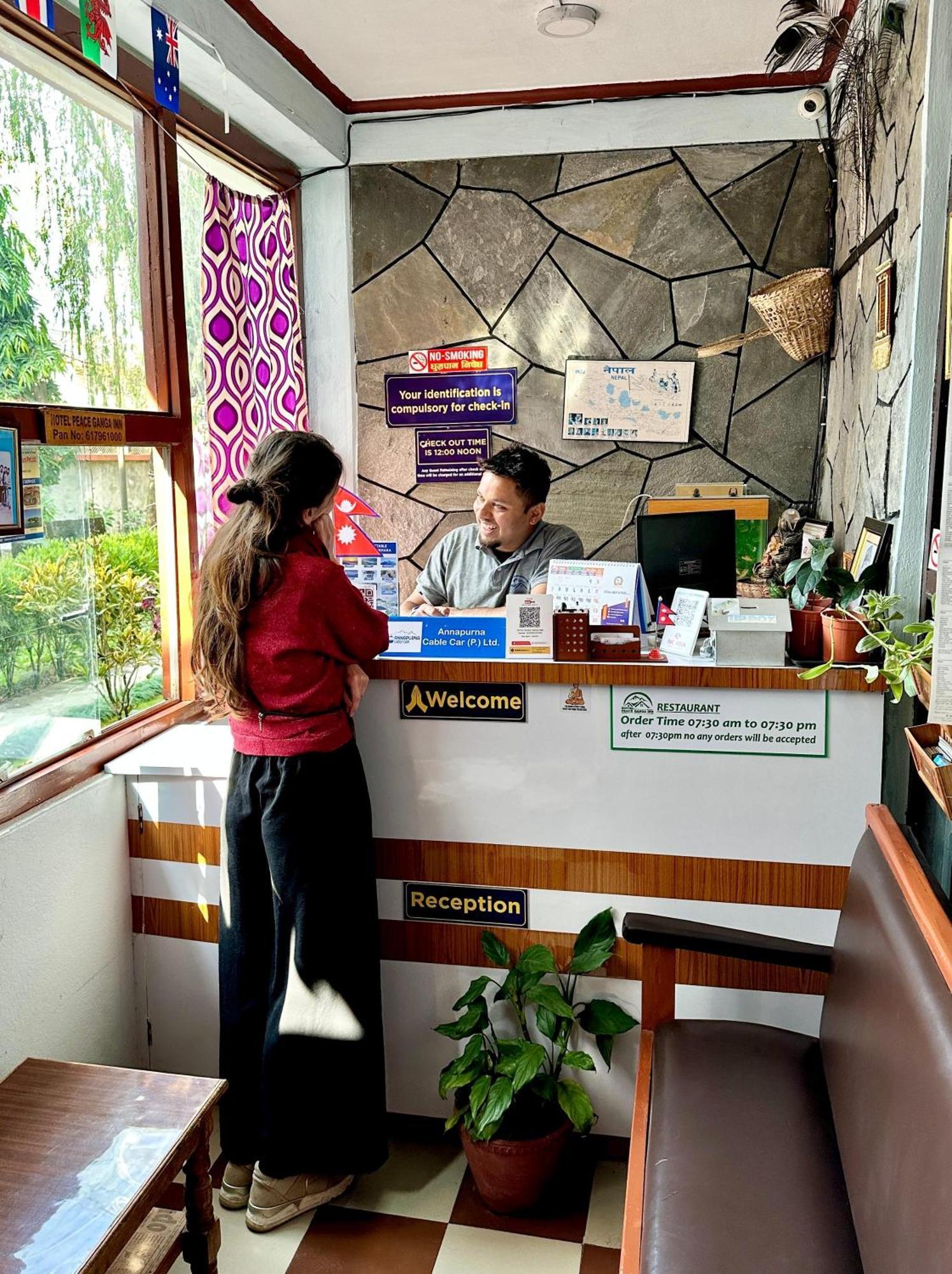 Hotel Peace Ganga Inn Pokhara Zewnętrze zdjęcie